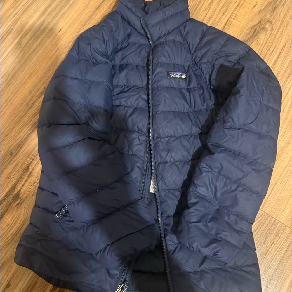 Patagonia Kids Down Jacket – Navy – Size M / 10